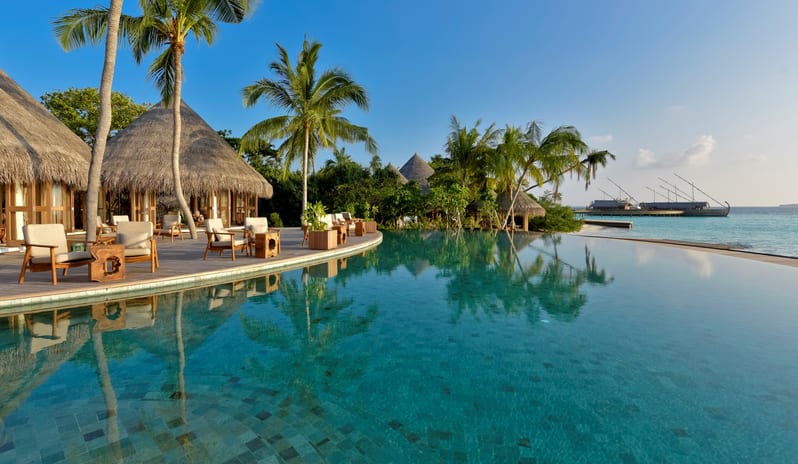 Compass Pool Bar (1)_6283_001